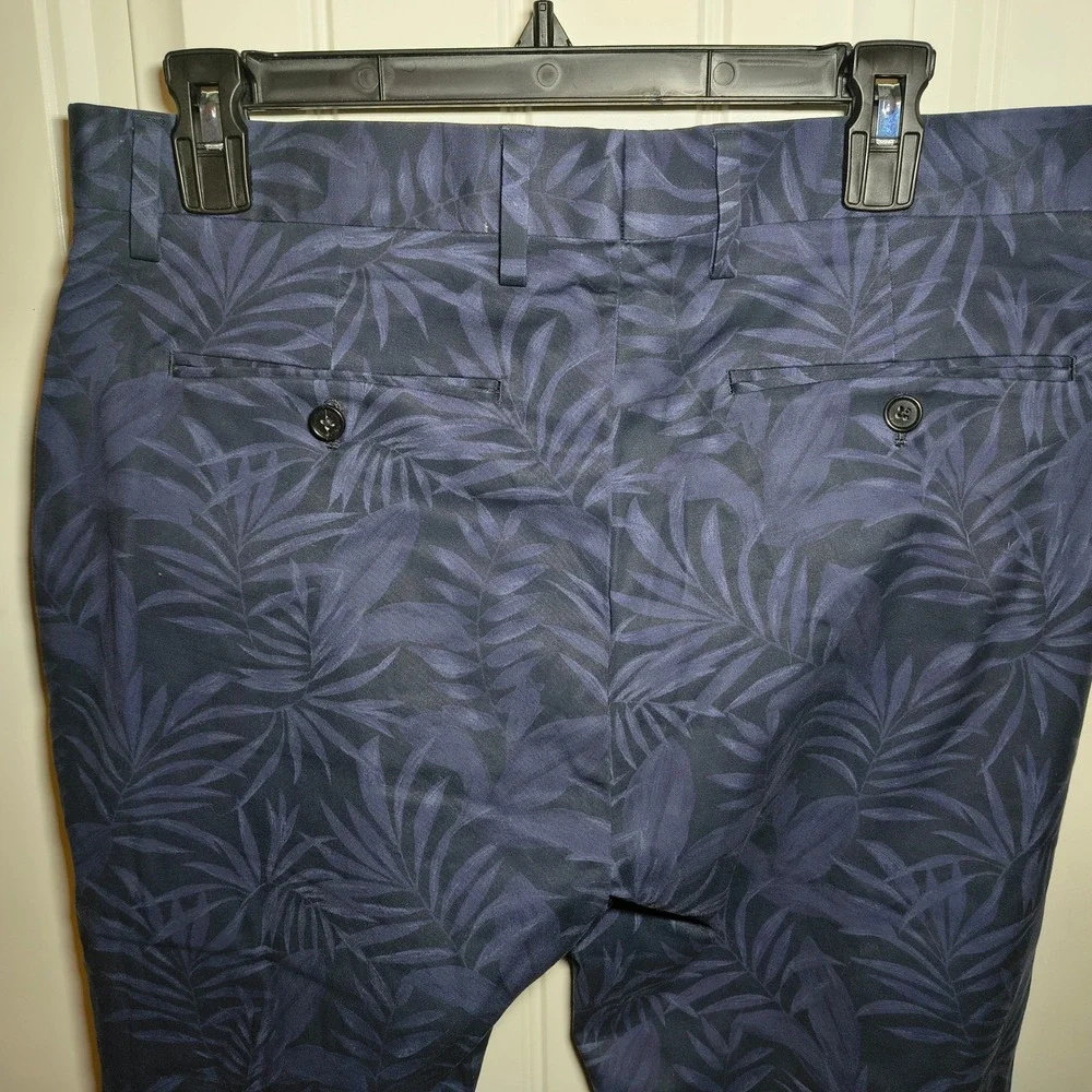 Banana Republic Mens Tapered Fit Chino Pants Navy Blue Palm Leaf Print 32x30